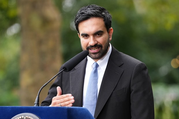 Associated Press photographers filed pictures of Zohran Mamdani after his meeting with Donald Trump, but none of the president were filed despite him standing metres away.