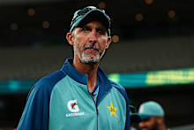 Jason Gillespie during his coaching tenure with Pakistan.