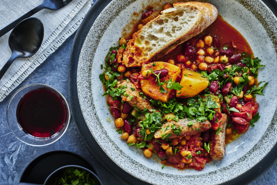 Spanish winter stew with chickpeas, beans and sausages.