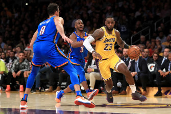 Nba Lebron James Sets Triple Double Record As La Lakers Win Fifth Straight Game