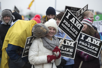 Kürtaj karşıtı protestocular Ocak 2016'da Washington'da yürüdüler.
