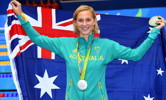 Madeline Groves celebrates her silver medal at the Rio Olympics.