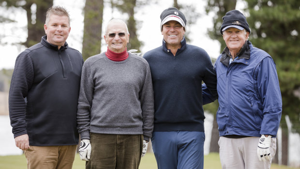 Australian cricket legend Shane Warne tees up at Royal Canberra with course superintendent Ben Grylewicz, club captain Kerry Clarke, and club president Damian Farrell.