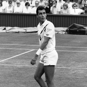 Tennis great Ivan Lendl was jeered in his last French Open appearance.