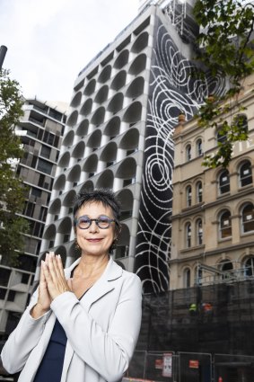 Maria Fernanda Cardoso is an internationally renowned artist, who has just completed a mural in Castlereagh Street next door to Porter House.