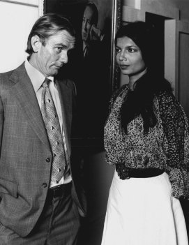 Dr. Jim Cairns (John Hargreaves) and Junie Morosi (Neela Dey).