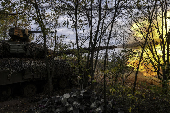 Ukrainian tank T-64 fires in Russian troops’ positions direction, in Bakhmut, Ukraine, Sunday, October 2