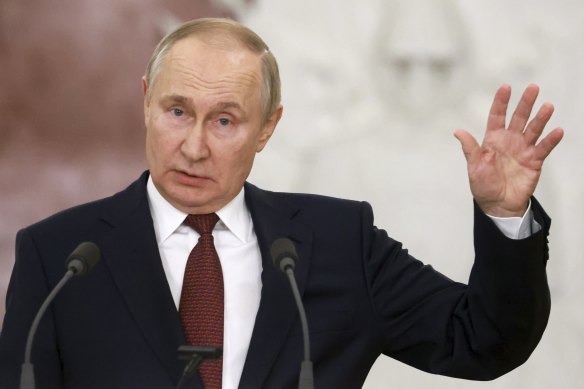 Russian President Vladimir Putin has dismissed Ukraine acquiring Patriot missiles from the United States,
