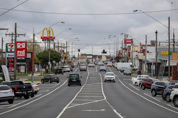 The main street of Colac with its proliferation of fast food. 