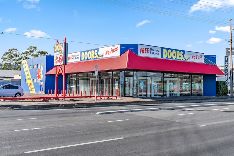 Colliers and Ellerston Capital Solutions have sold the Doors Plus national portfolio for $30 million.