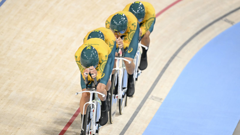 Australia win gold in men’s team pursuit