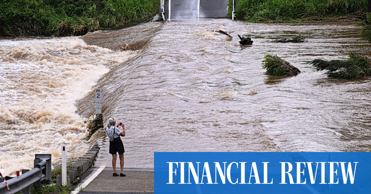 Queensland floods: ADF to help with clean-up as rescuers kept busy - Vimarsana News