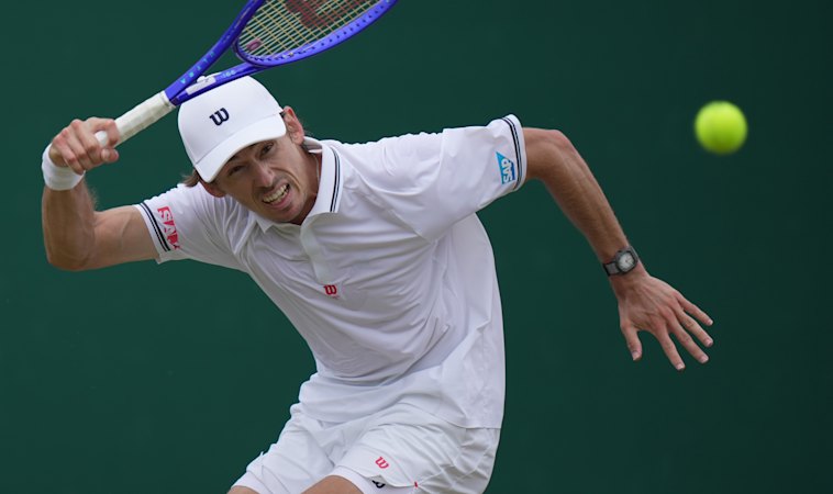Demon averts danger to advance as defending champ suffers shock loss