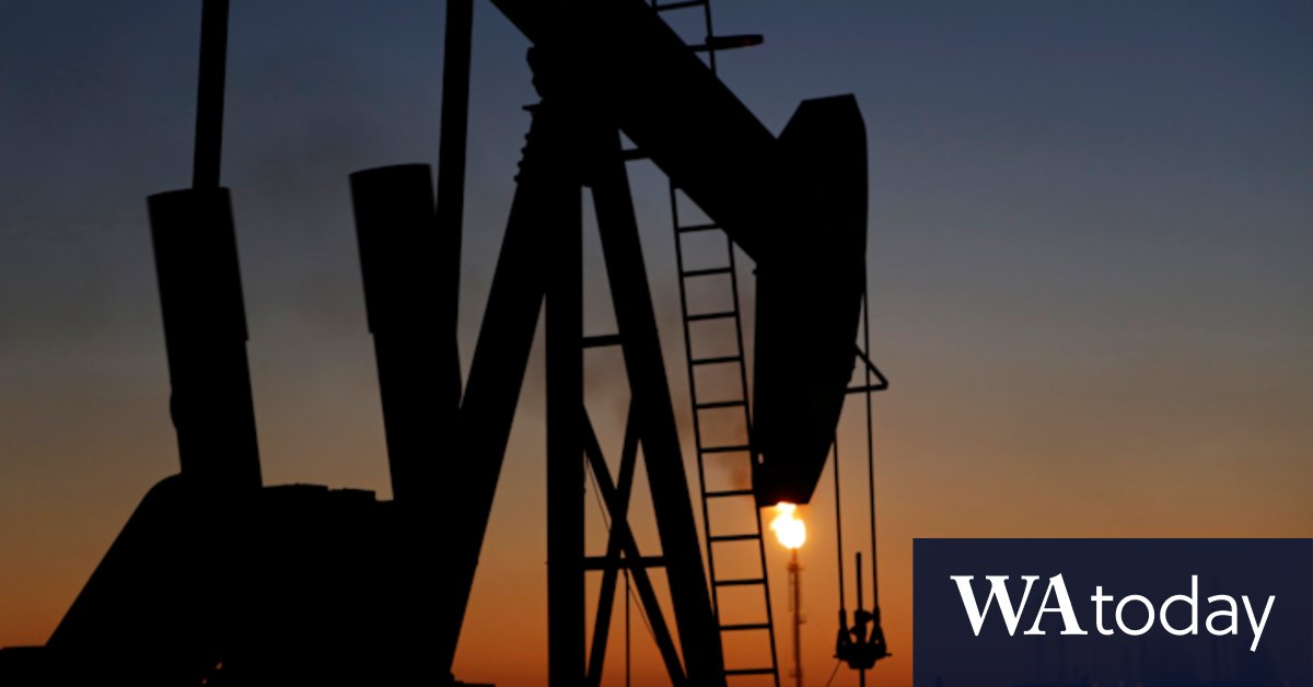 Squeezing one last drop from Big Oil: The great climate debate shaking Australia's energy sector - Vimarsana News