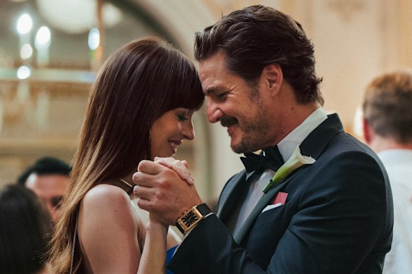 Dakota Johnson and Pedro Pascal in Celine Song’s Materialists: “Every actor in my movie completely understood the film.″⁣