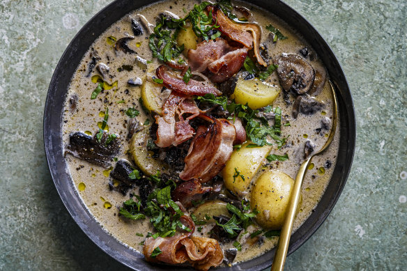 Rustic mushroom, potato and bacon soup. 