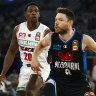 Dellavedova earns return to NBA with Sacramento Kings; United sign new import