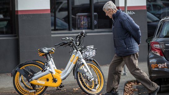 Two bike-share schemes, one clear winner
