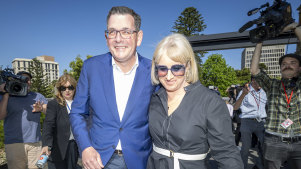 Daniel Andrews with his wife, Catherine, in 2023.