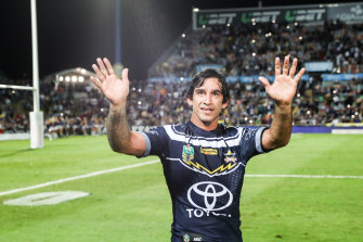 Johnathan Thurston farewells the stadium after his final Cowboys game in 2018.