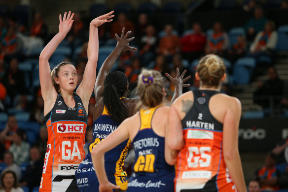 Once again the Giants were let down by their reliance on the super shot, successful with just six from 16 attempts with the two-pointer. 