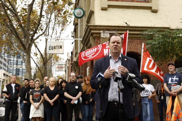 Unionists and local residents gather at Carlton’s John Curtin Hotel to back the “green ban” on the redevelopment of the site. 