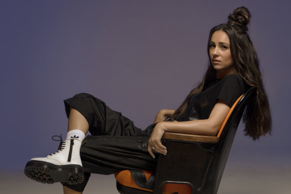 Amy Shark: "I’m just weird about showing skin and people looking at me. It’s awkward. I just like writing music."