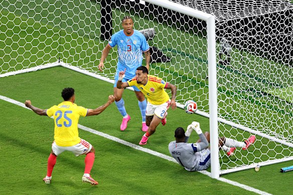 Daniel Munoz #2 of Colombia scores a goal that was disallowed due to being offside.