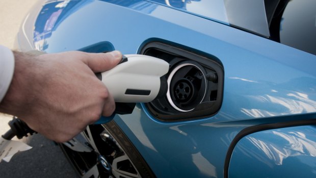 A network of "fast" electric car chargers is now in place from Cairns to Coolangatta.