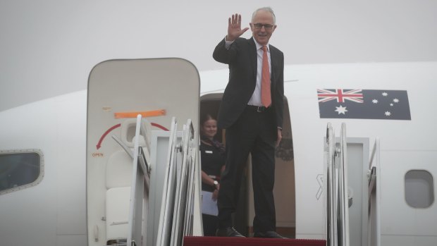 Prime Minister Malcolm Turnbull boards his plane at the end of his visit to the US.