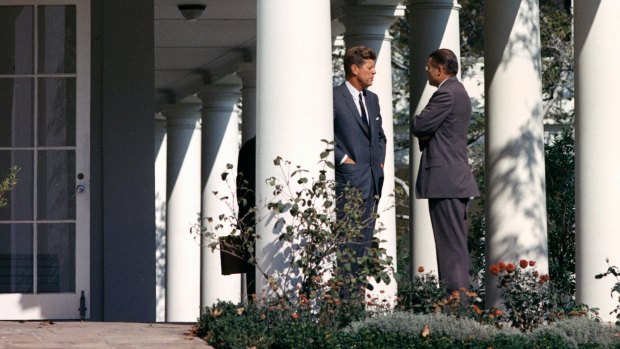 US president John F. Kennedy confers with his secretary of defence Robert S. McNamara on October 29, 1962. 