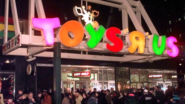 Toys 'R' U will close all its US stores. 