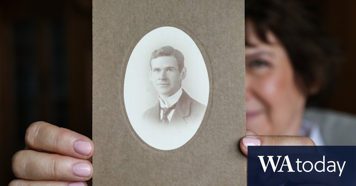 Australian War Memorial: John Crust tribute to his brother is national memorial to lives lost - Vimarsana News