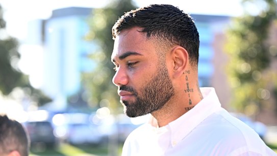 Tarryn Thomas has admitted to threatening to share nude images of his girlfriend.