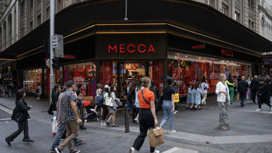 The unemployment rate rose slightly to 4.1 per cent in June.