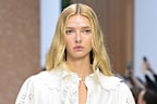 Apple Martin walks the runway during the Chloé Womenswear Spring/Summer 2027 show as part of Paris Fashion Week on October 01, 2026 in Paris, France.