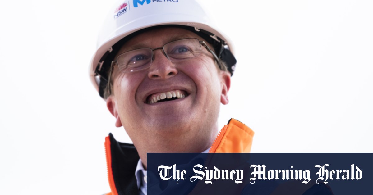 sydney-gridlocked-but-fat-cat-pay-rises-keep-moving
