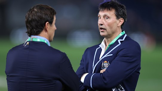 Blues coach Laurie Daley chats with Andrew Johns ahead of Origin II.