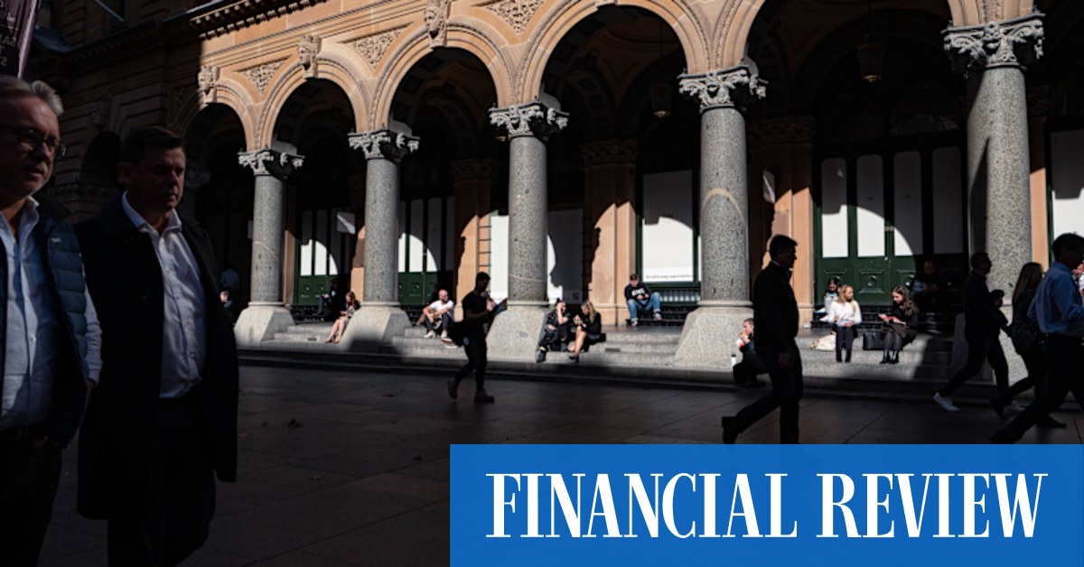 Investment bank fees fall as layoffs, weaker bonuses and market uncertainty persists - Vimarsana News