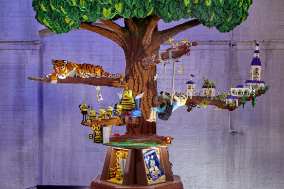 Building Tiger in a Tree, David and Gus were up against creativity, design, engineering and gravity.