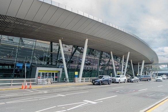Taxi scams are apparently quite common at Santiago’s airport.