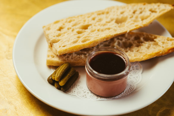 Chicken liver pâté with baguette. 