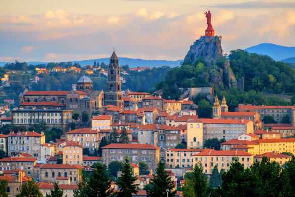 Le Puy-en-Velay and its statue of Mary on Corneille Rock.