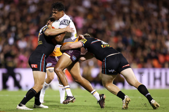 NRL 2023: Adam Reynolds' field goal gives Brisbane Broncos upset win over  Penrith Panthers as premiership three-peat starts off on bad note