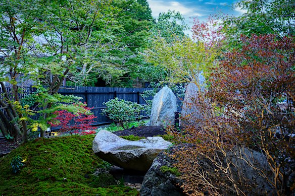 The garden at Matsuzakaya Honten.