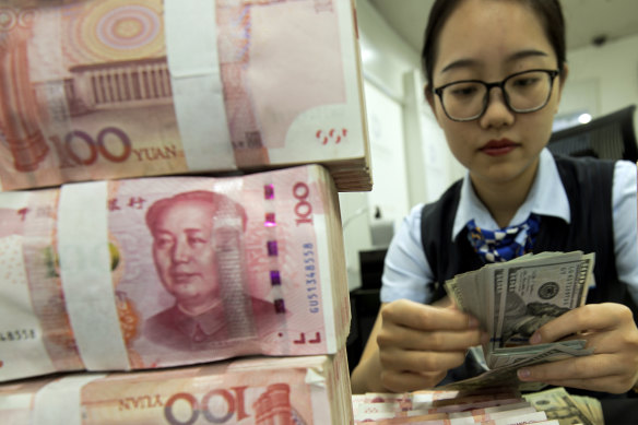 China and Russia are among the countries trying to reduce their exposure to the US dollar by trading in their own currencies. 