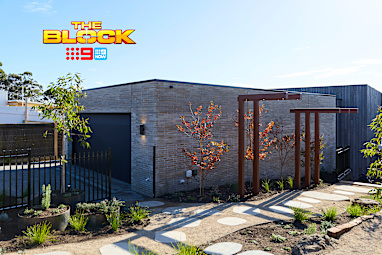 Room Reveals: Courtney and Sev’s Front Yard and Facade