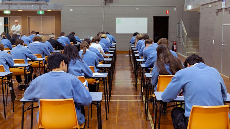National exams for years 6, 10, and 12 proposed in major Australian schools shake-up