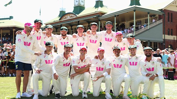 The triumphant Ashes-winning Australia team at the SCG on Thursday.