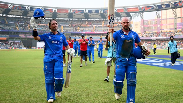 Justin Mosca e Anthony Mosca após sua colaboração de sucesso.